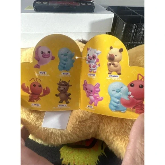 Hug-A-Lumps Connie Weighted Plush Capybara .75kg Sensory Stuffed Animal ZURU NEW - Picture 7 of 10